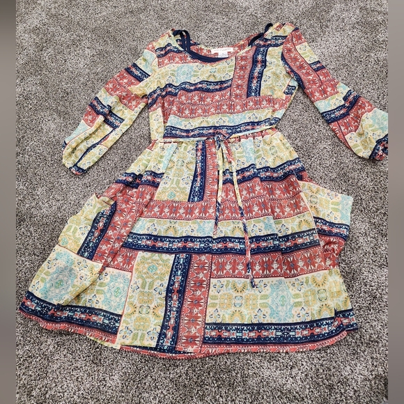 $6⭐️ Pretty Boho Tunic Style Dress - Picture 7 of 7